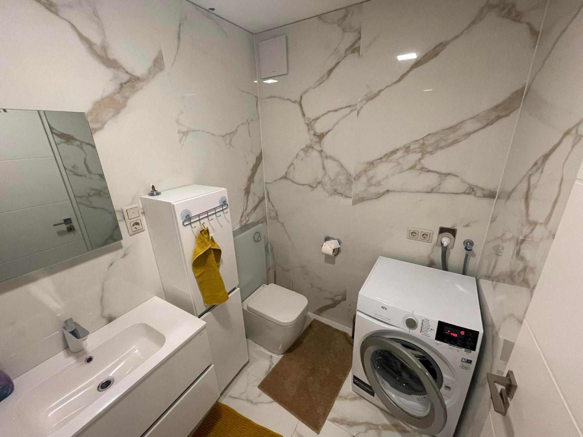 Luxury Apartments In Balatonalmadi, Almadi Lux Apartman III - Pure Gold エクステリア 写真